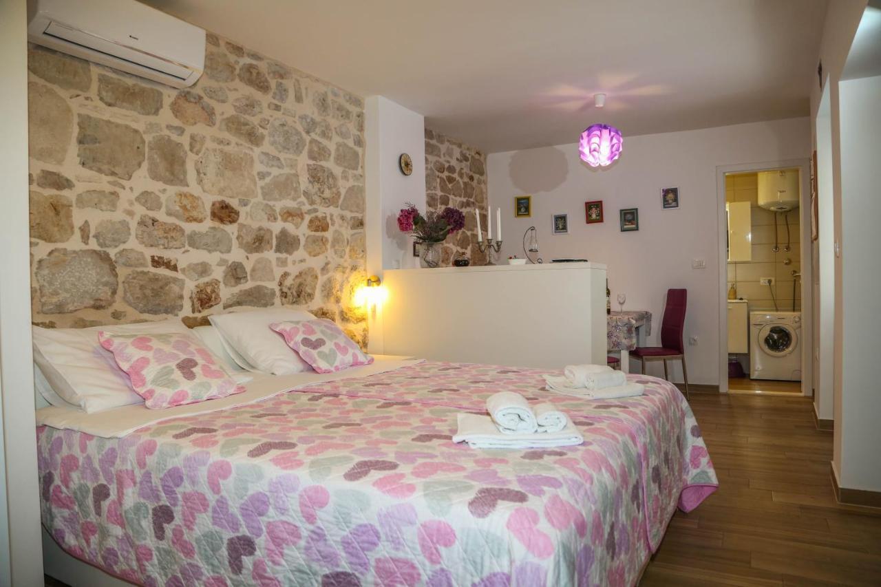 Apartments Seka Hvar Town Zewnętrze zdjęcie